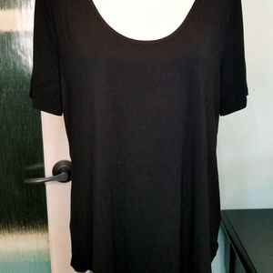 Scoop Neck Tee